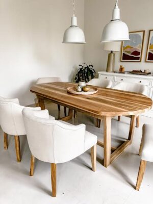 MESA OVAL PETIRIBI+ SILLAS GENOVA